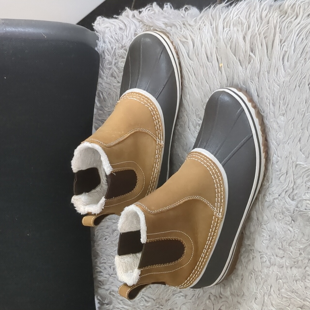 Eddie Bauer Hunt PAC Brown and Tan Slip On Size 10